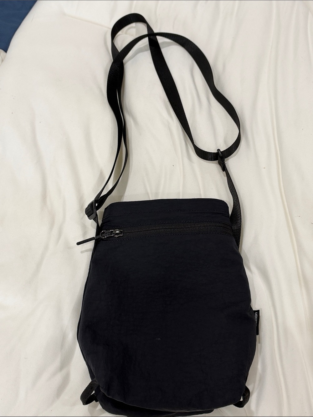 lululemon athletica Black water bottle Crossbody Bag